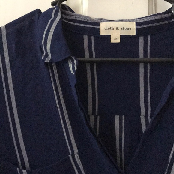 Top - Picture 2 of 4